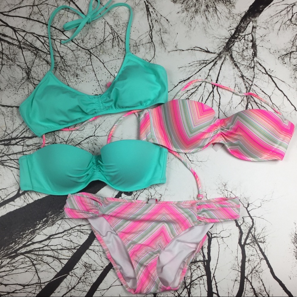 Victoria’s Secret 4 piece set bathing suit